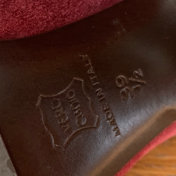 👀 Authentic Miu Miu Peep Toe Pumps 👠 - Picture 9 of 10